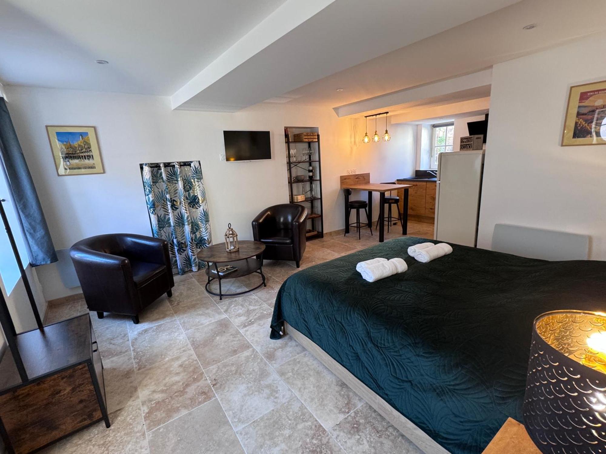 Apartment Escapade A Pommard